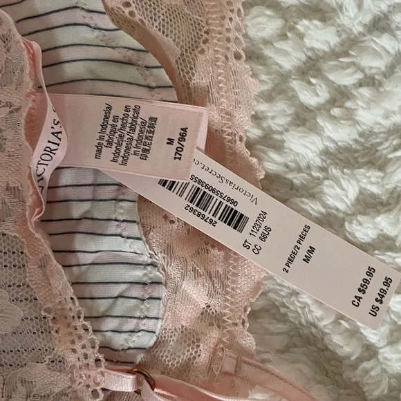 Bundle: 3 Matching Sets - Picture 5 of 5